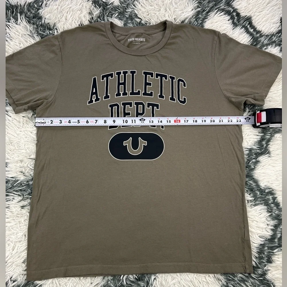 True Religion Men's Green Graphic T-Shirt Size 2XL